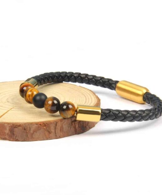 תמונה של צמידי עור לגבר בצבע חום ושחור